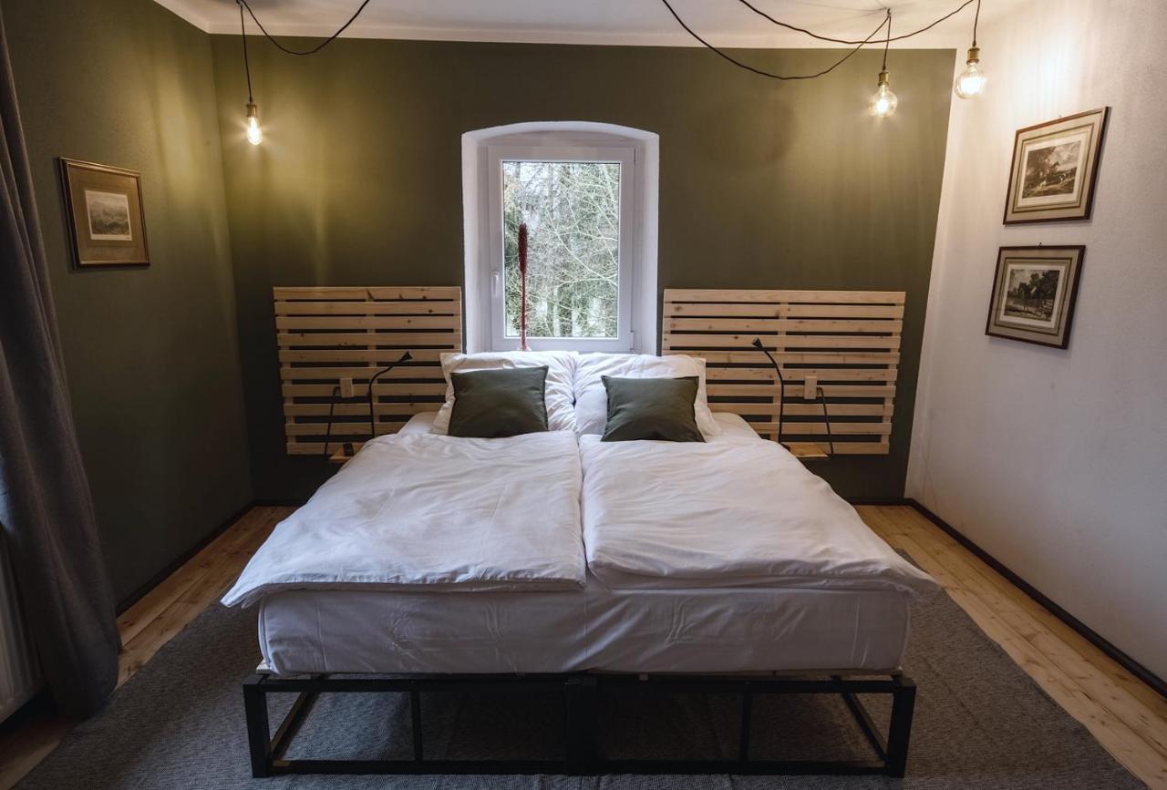 Bed and Breakfast Zum G'Leut Thiersheim Exterior foto